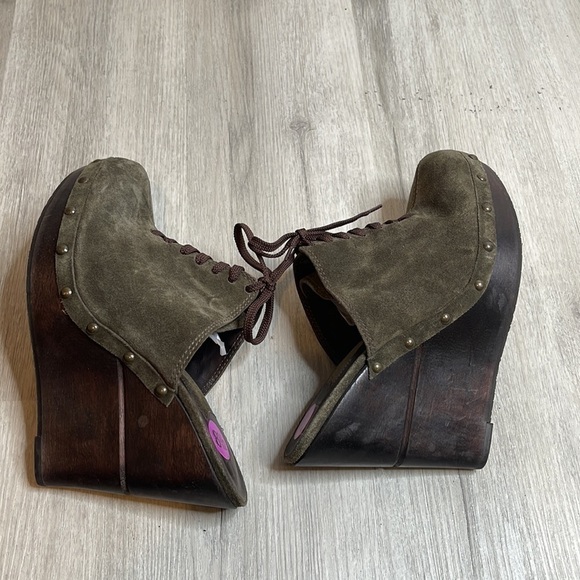 Diane Von Furstenberg Green Suede Mules Clogs Size 8.5 - Picture 10 of 12